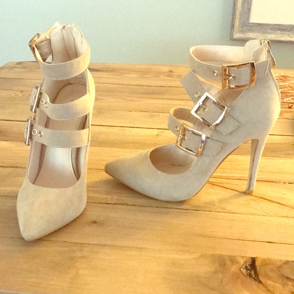 Charlotte Russe tan 3 buckle heels